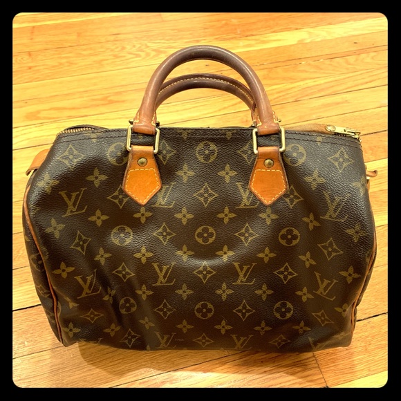 Louis Vuitton Handbags - Authentic Louis Vuitton speedy 30 bag